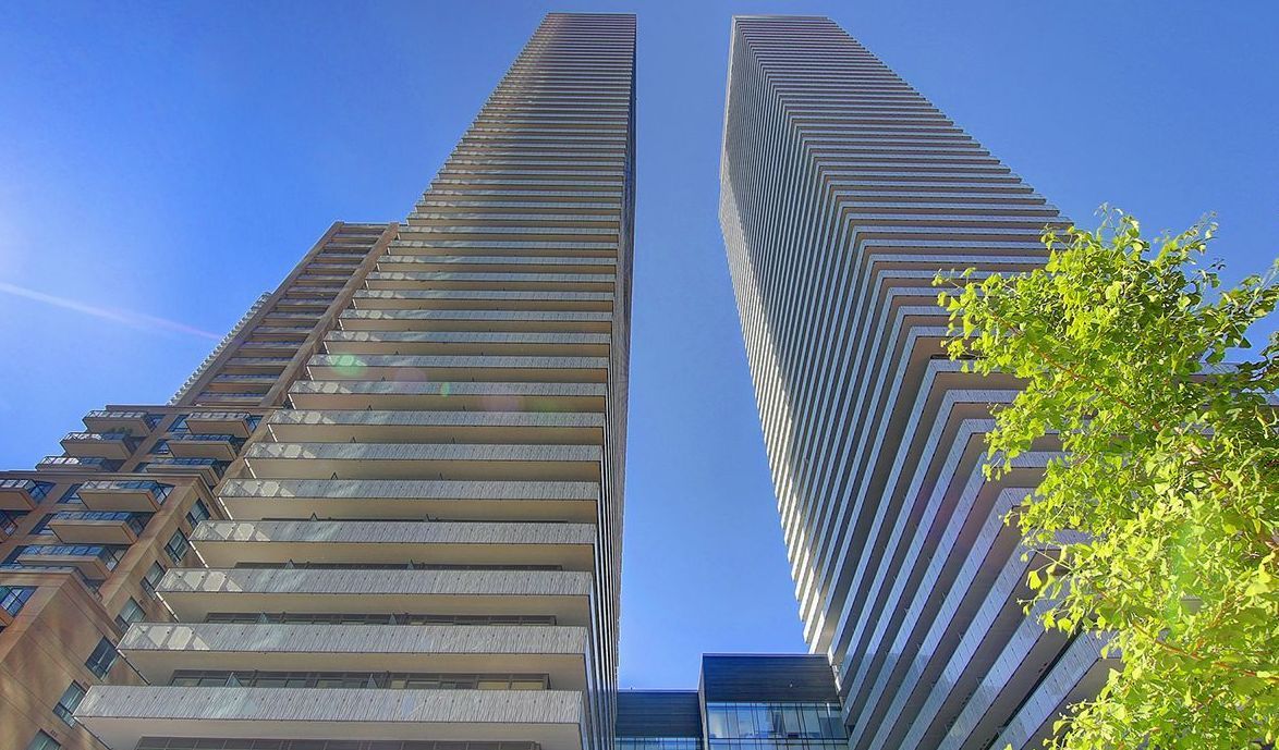 42 Charles Street E 607, Toronto, On M4y 1t4