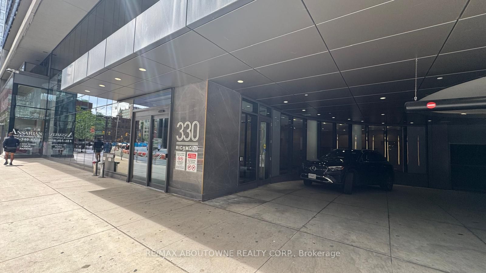 330 Richmond Street W 207, Toronto, On M5v 0m4