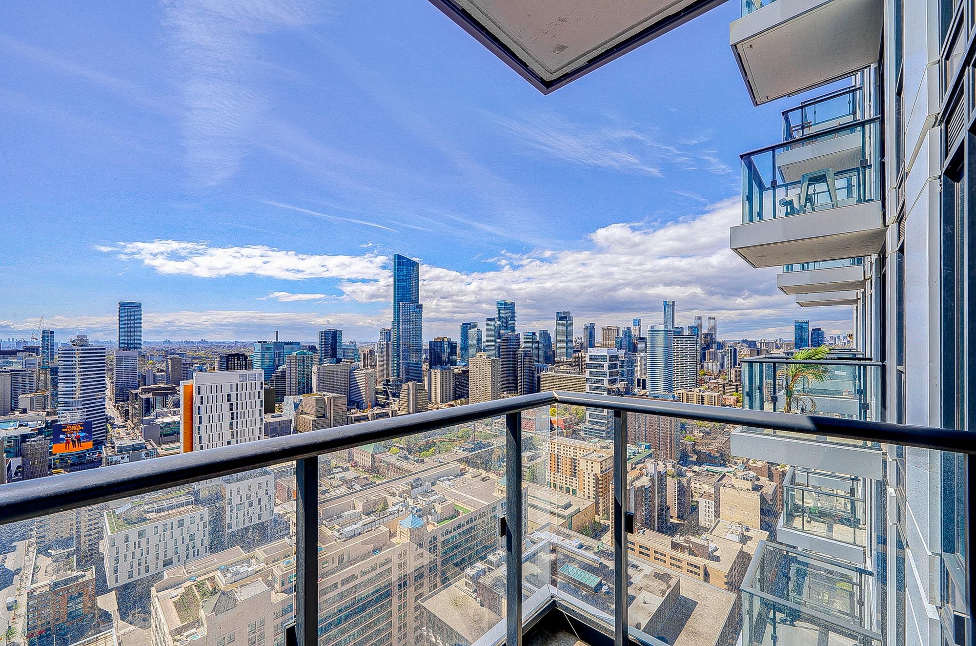 251 Jarvis Street 4307, Toronto, On M5b 0c3