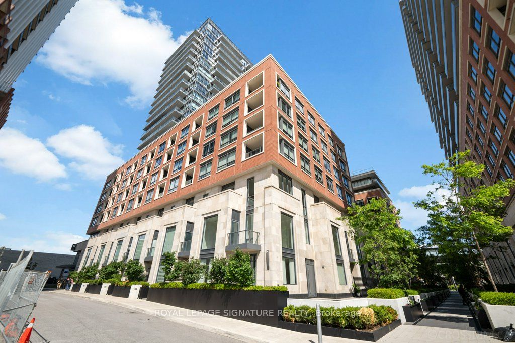 33 Frederick Todd Way 711, Toronto, On M4g 0c9