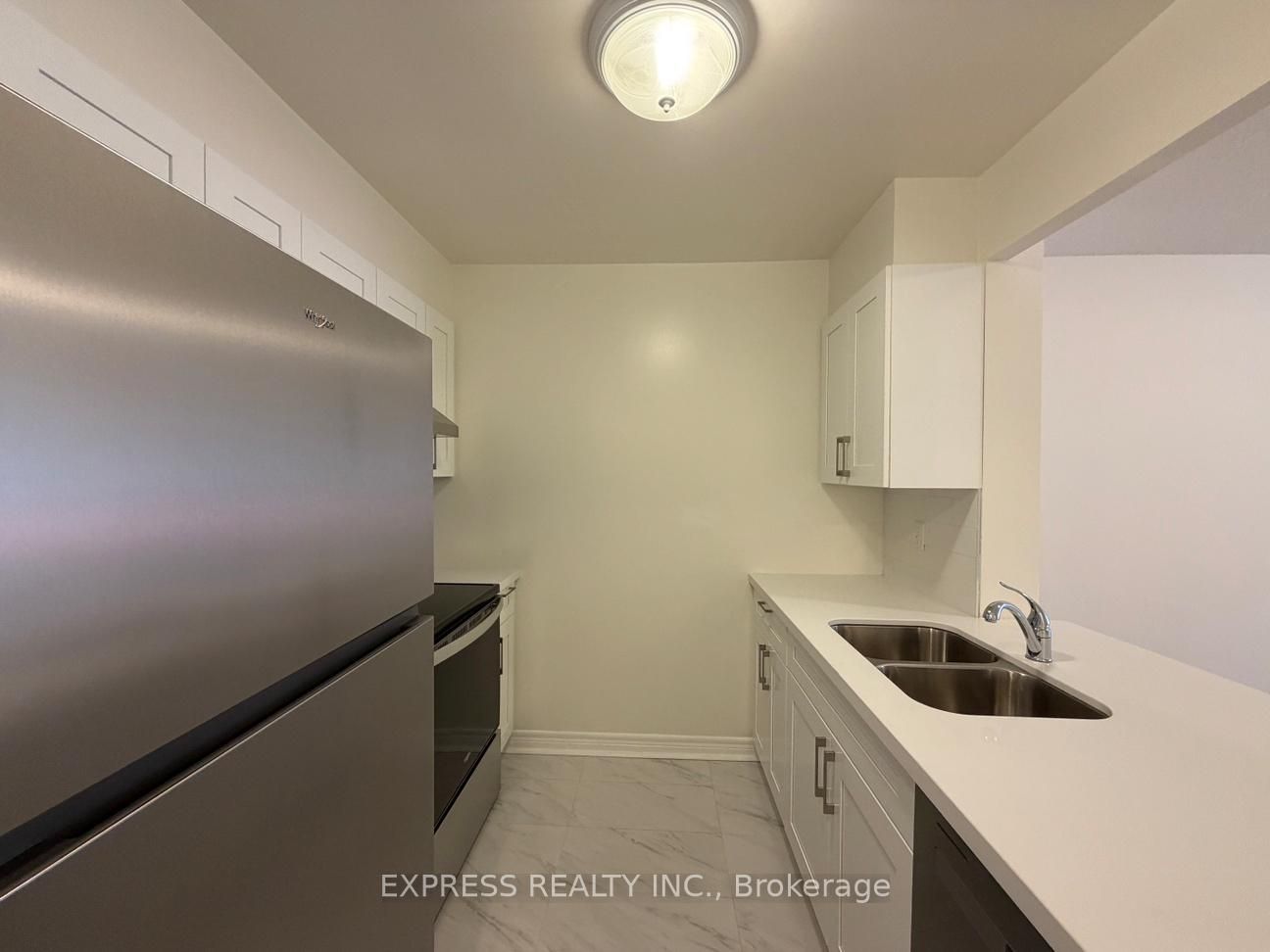 152 St Patrick Street 308, Toronto, On M5t 3j9