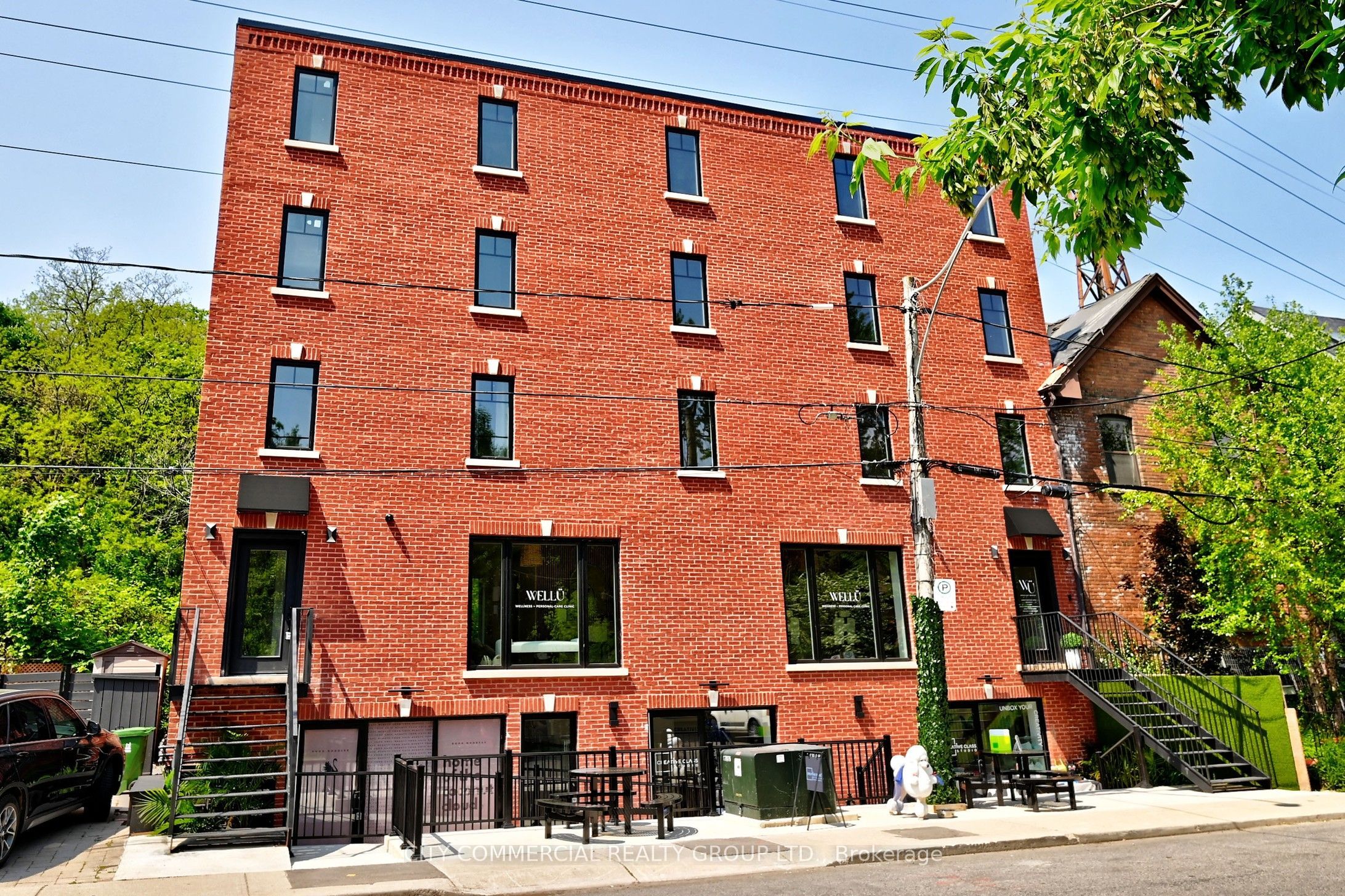 396 Summerhill Avenue N, Toronto, On M4w 2e4