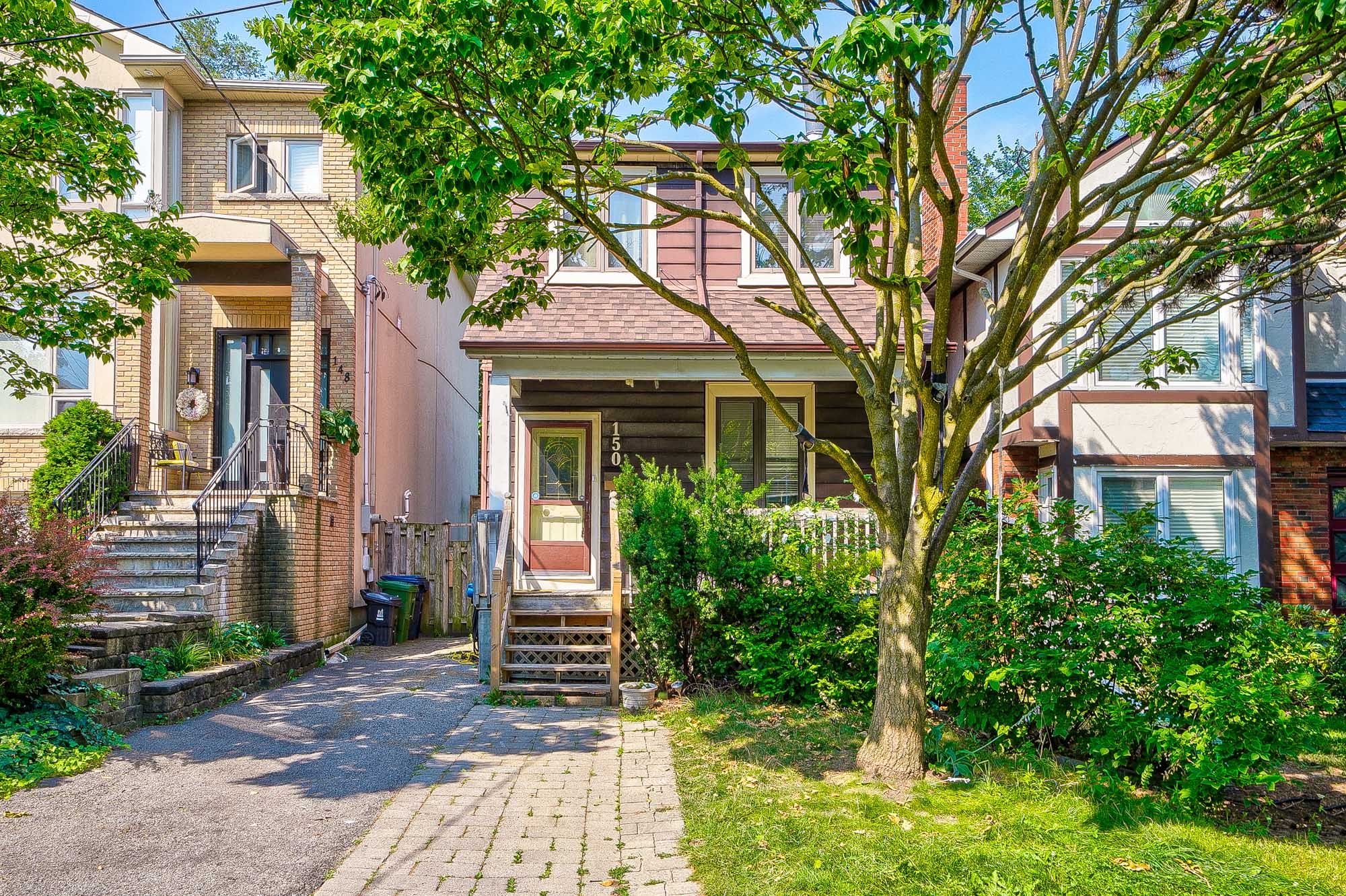 150 Banff Road Bsmt, Toronto, On M4p 2p7