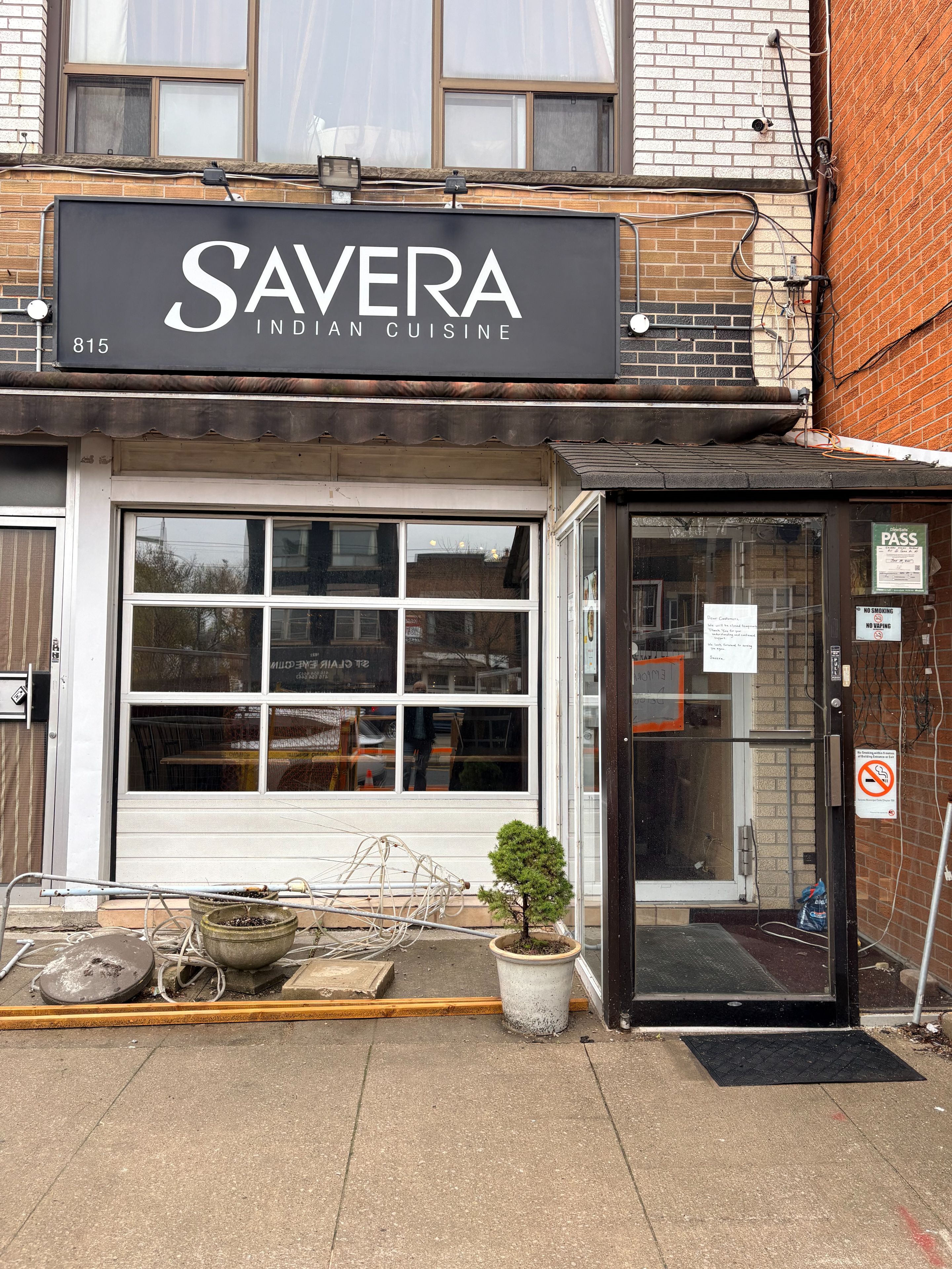 815 St Clair Avenue W, Toronto, On M6c 1b9