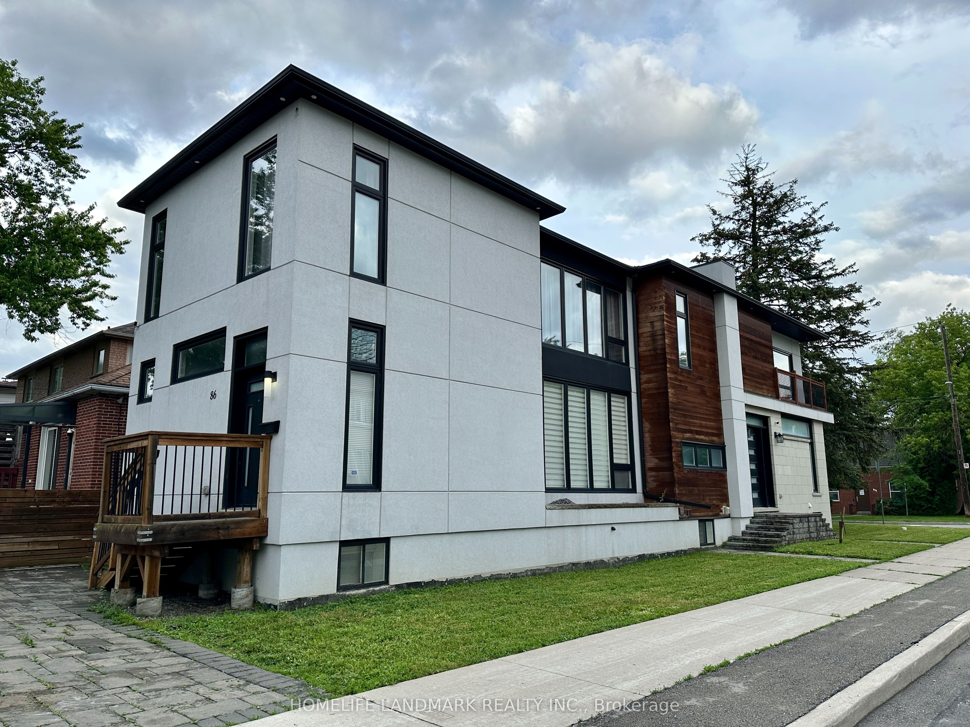 86 Pemberton Avenue, Toronto, On M2m 1y5