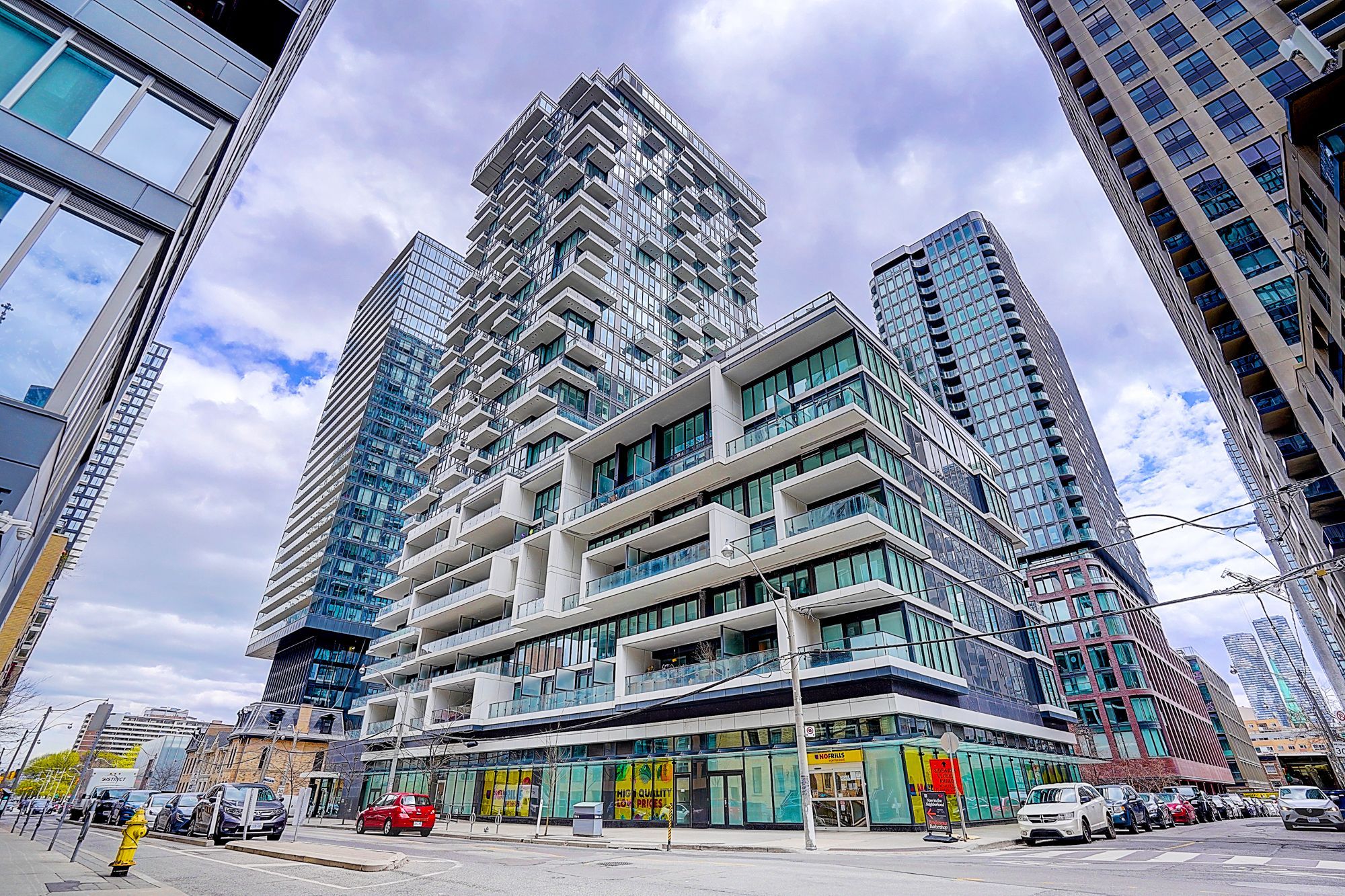 77 Shuter Street 710, Toronto, On M5b 0b8
