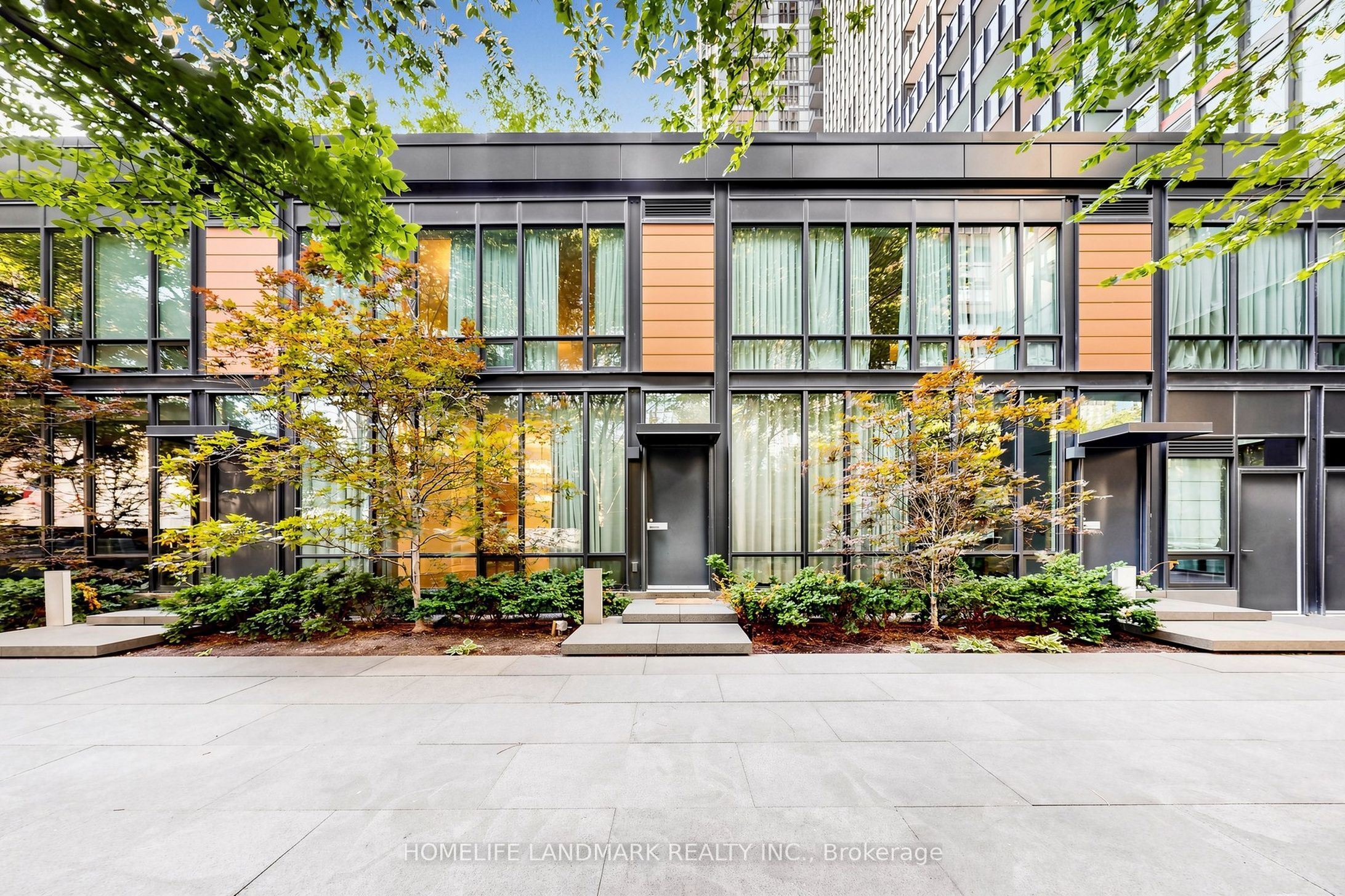 110 Charles Street E Th03, Toronto, On M4y 1t5