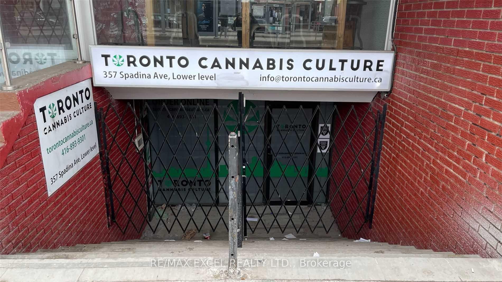 357 Spadina Avenue Lower, Toronto, On M5t 2g3