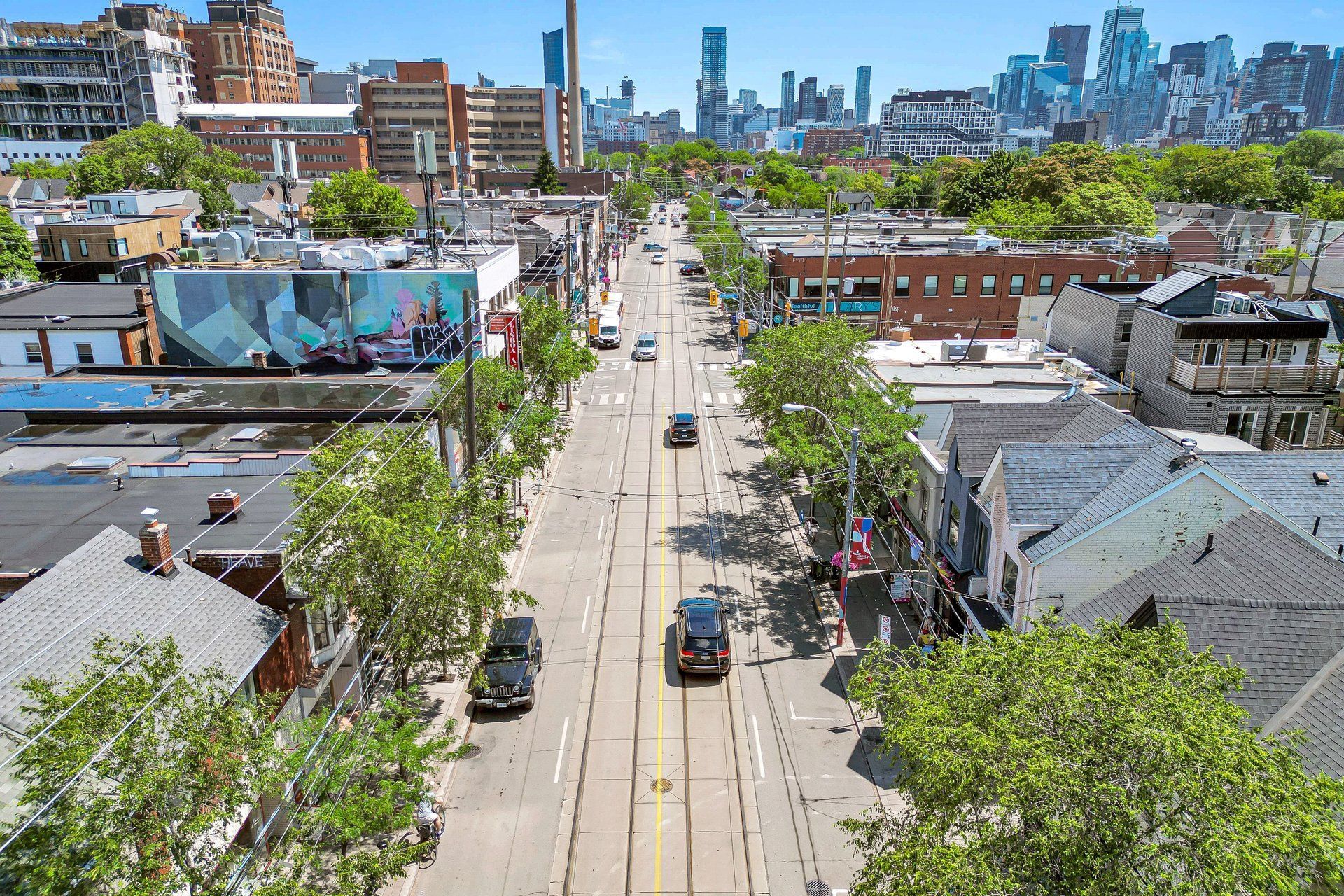 819 Dundas Street W, Toronto, On M6j 1v4