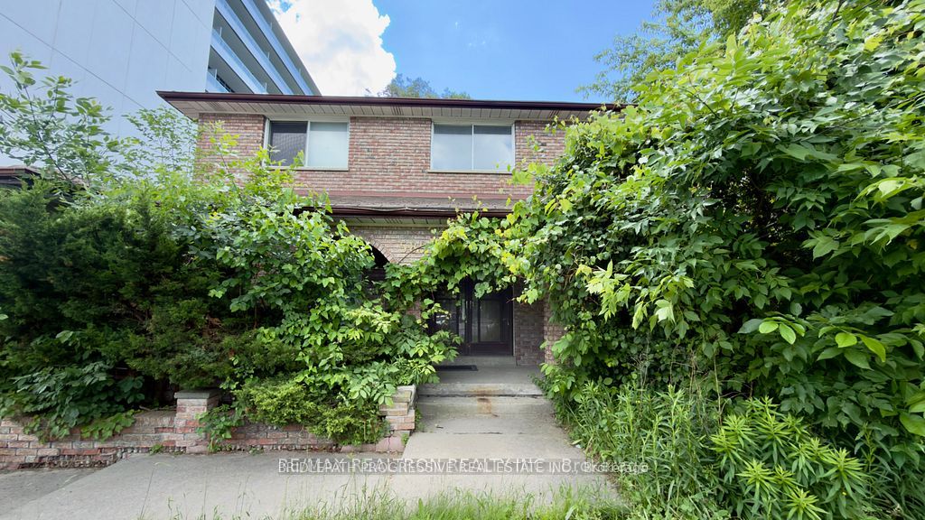 589 Sheppard Avenue E, Toronto, On M2k 1b4
