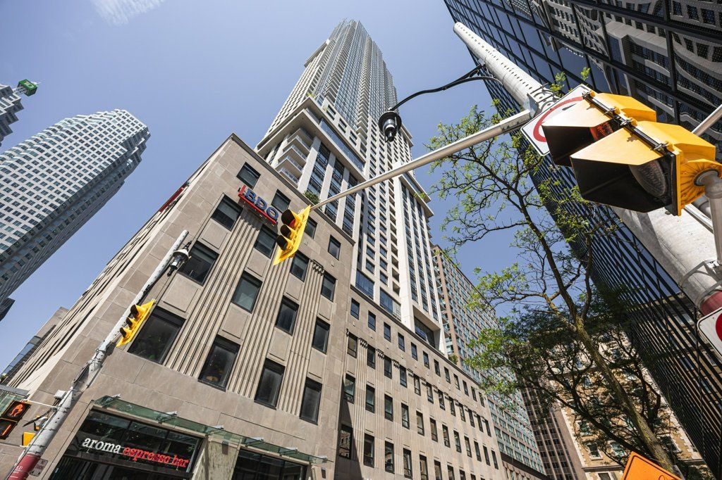 88 Scott Street 506, Toronto, On M5e 0a9