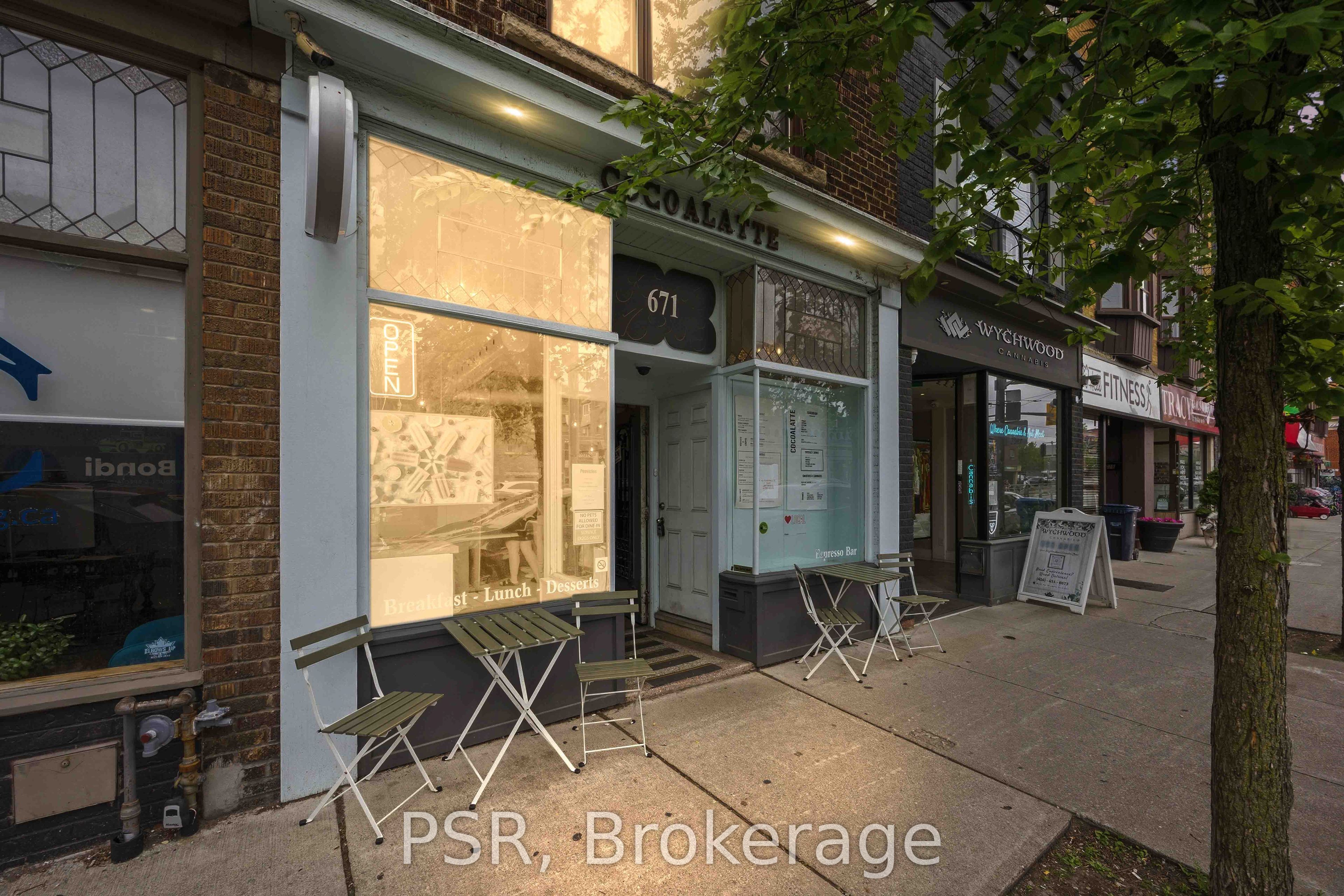 671 St. Clair Avenue W, Toronto, On M6c 1a7