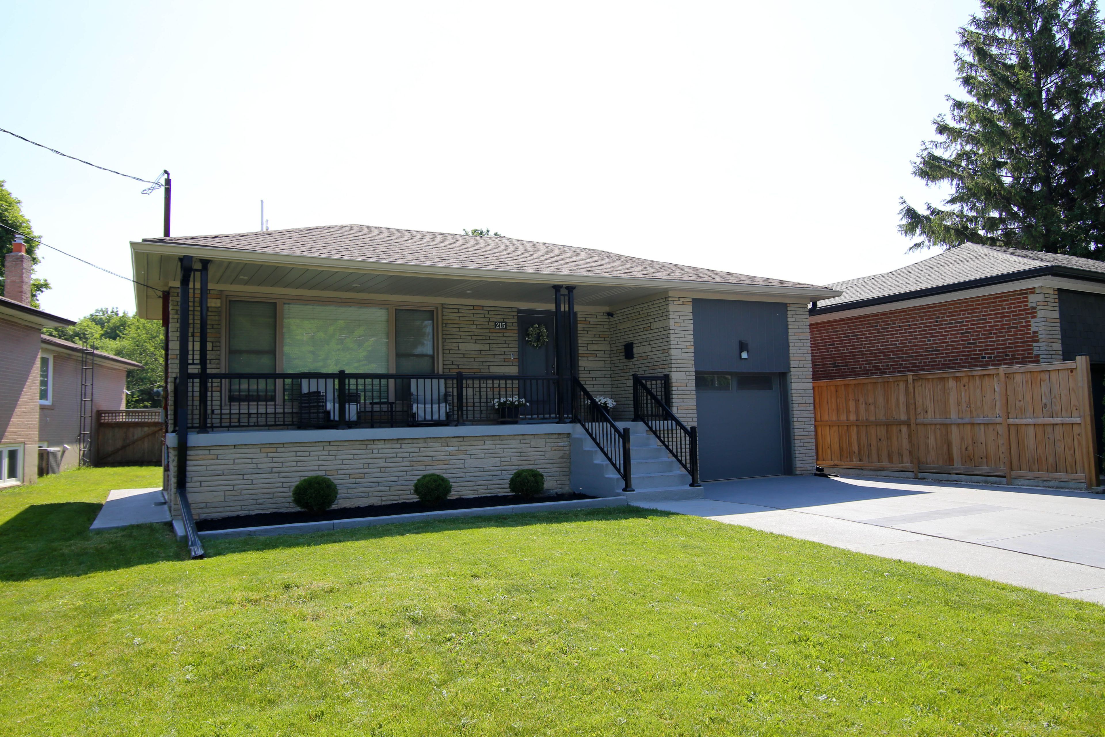 215 Honiton Street, Toronto, On M3h 5n7
