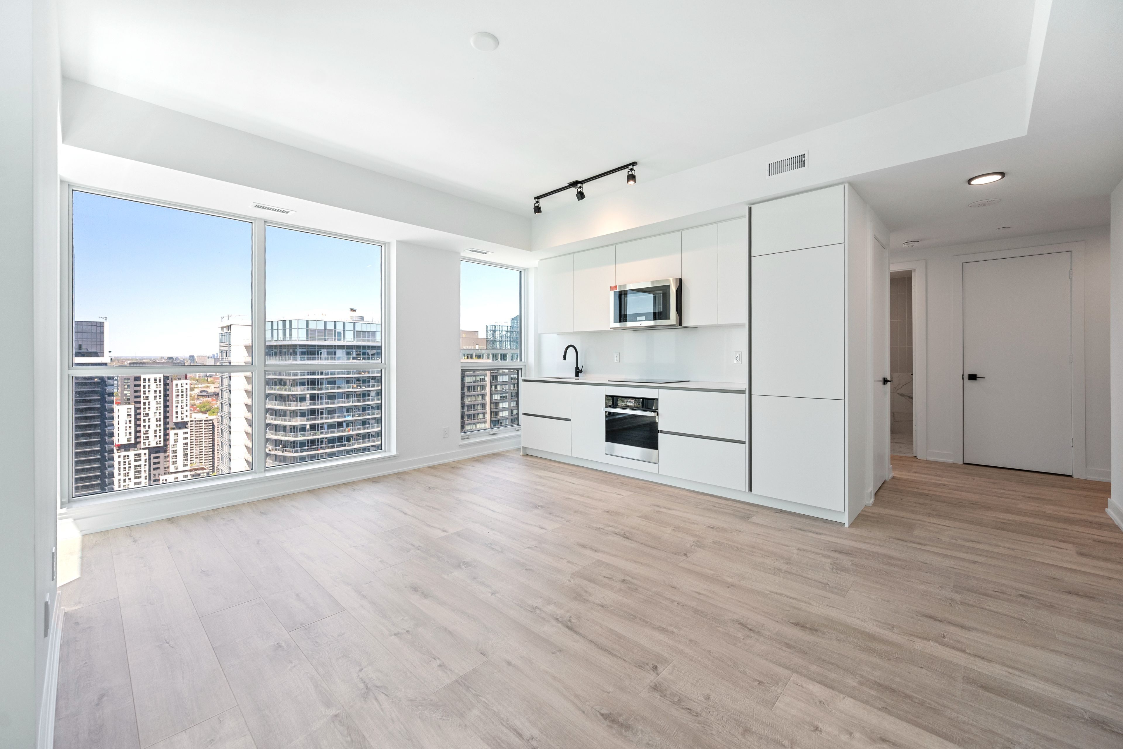 327 King Street W 4505, Toronto, On M5a 0y5