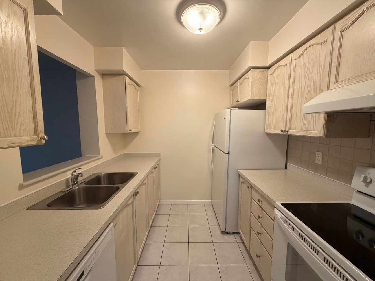 29 Pemberton Avenue 1005, Toronto, On M2m 4l5