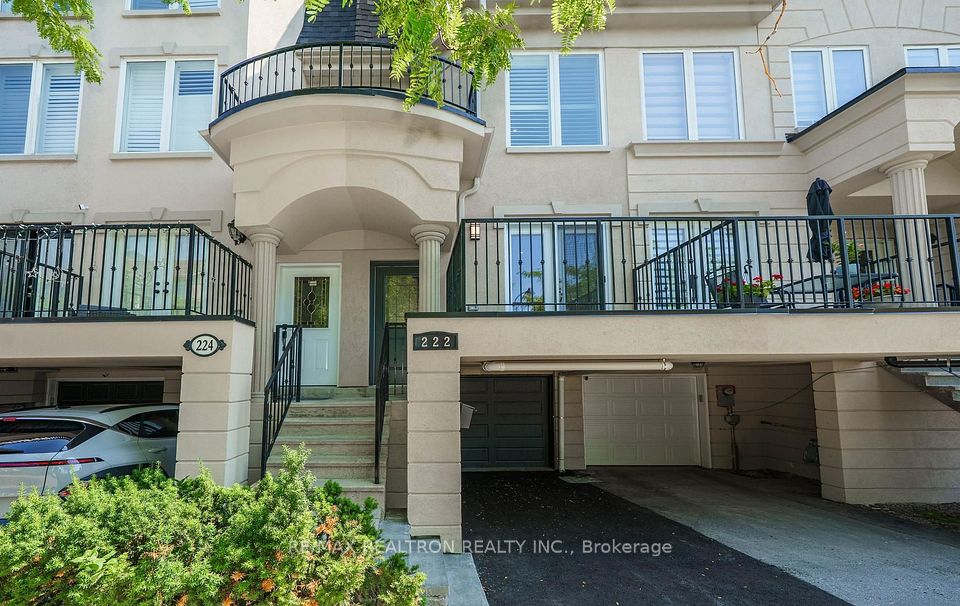 222 David Dunlap Circle, Toronto, On M3c 4c1