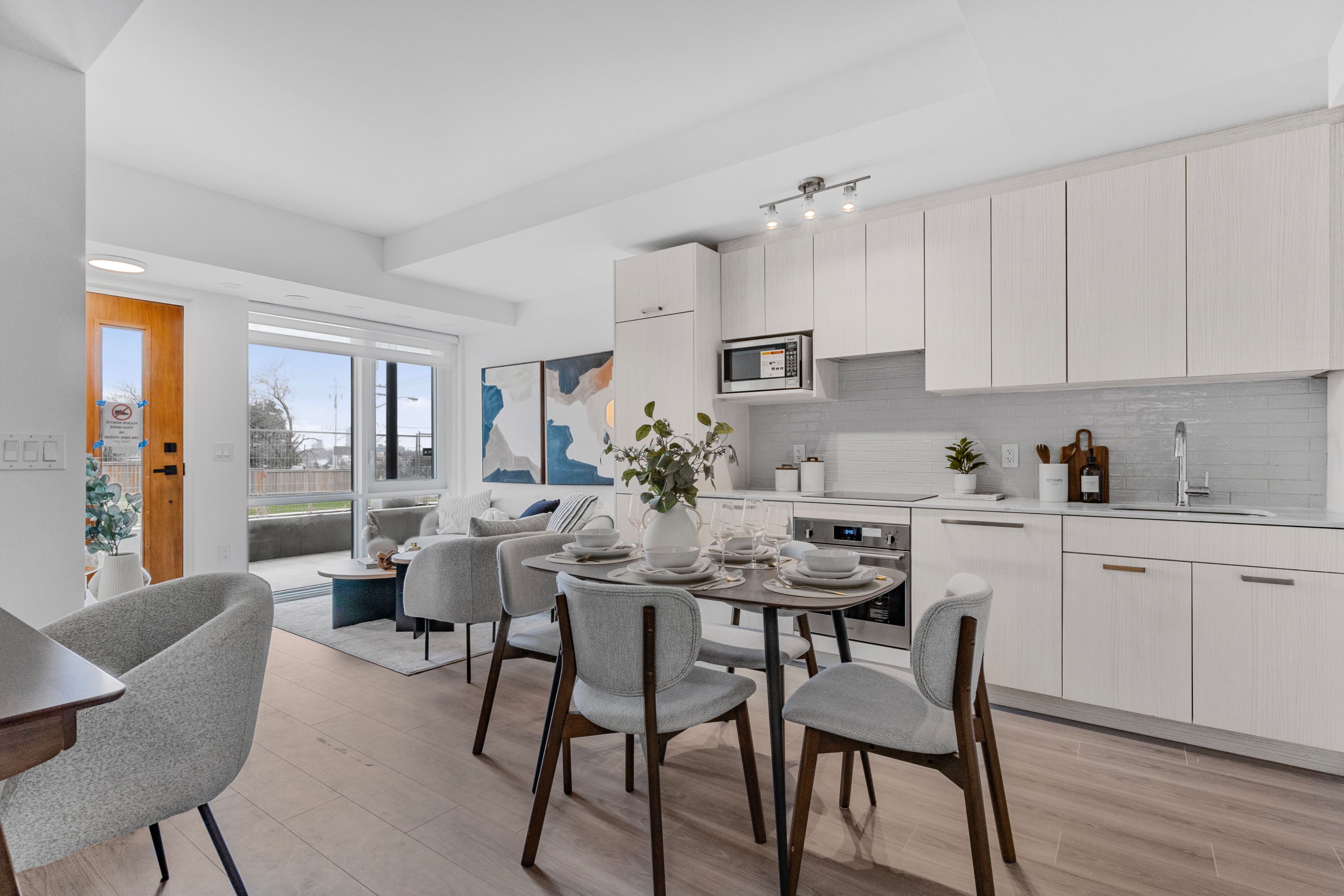 73 Curlew Drive 62, Toronto, On M3a 0b1