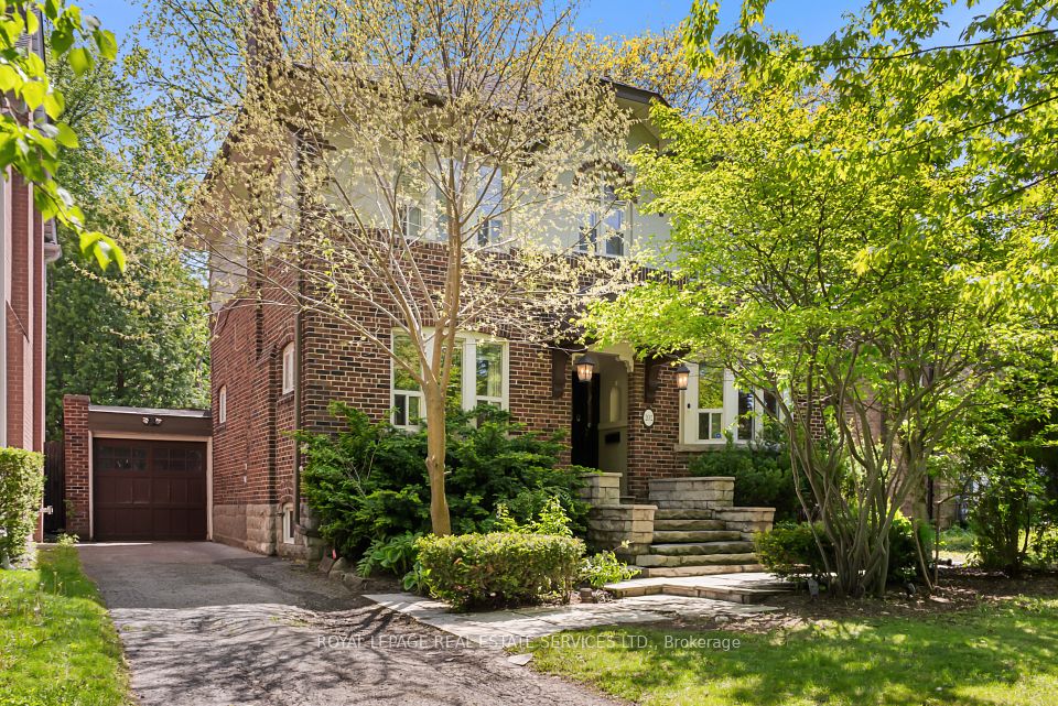 202 Dinnick Crescent, Toronto, On M4n 1m3