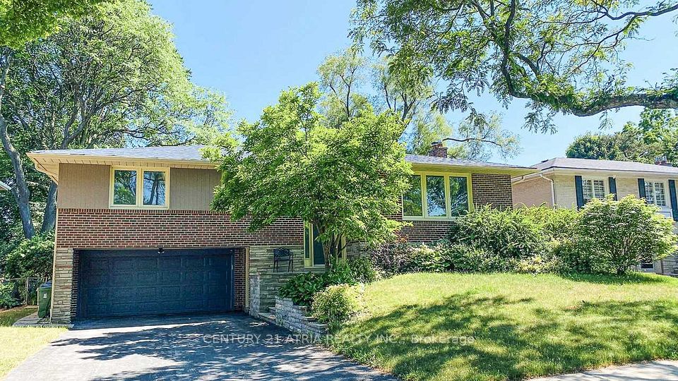 11 Danville Drive, Toronto, On M2p 1h7