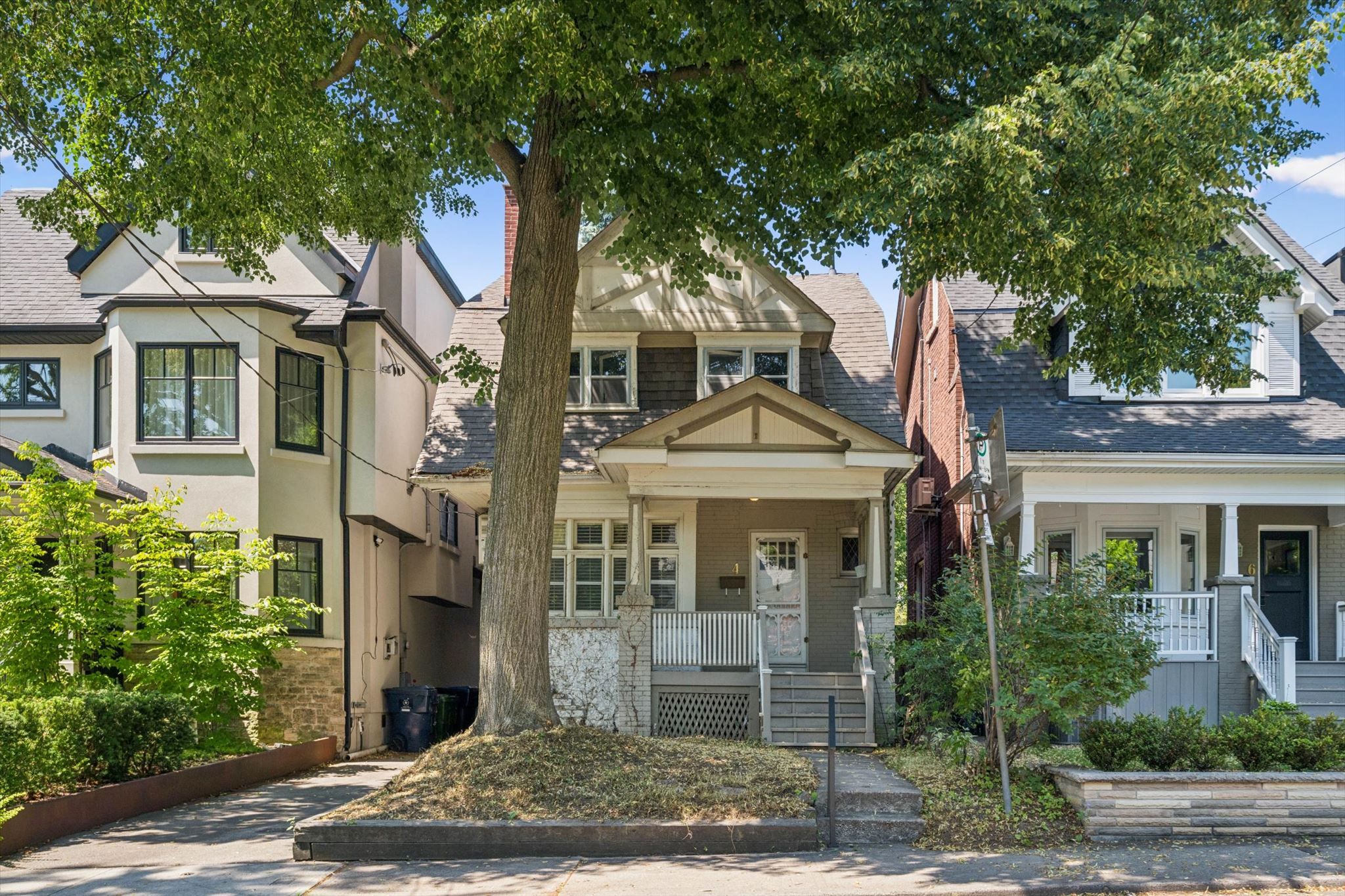 4 Jean Street, Toronto, On M4w 3a7