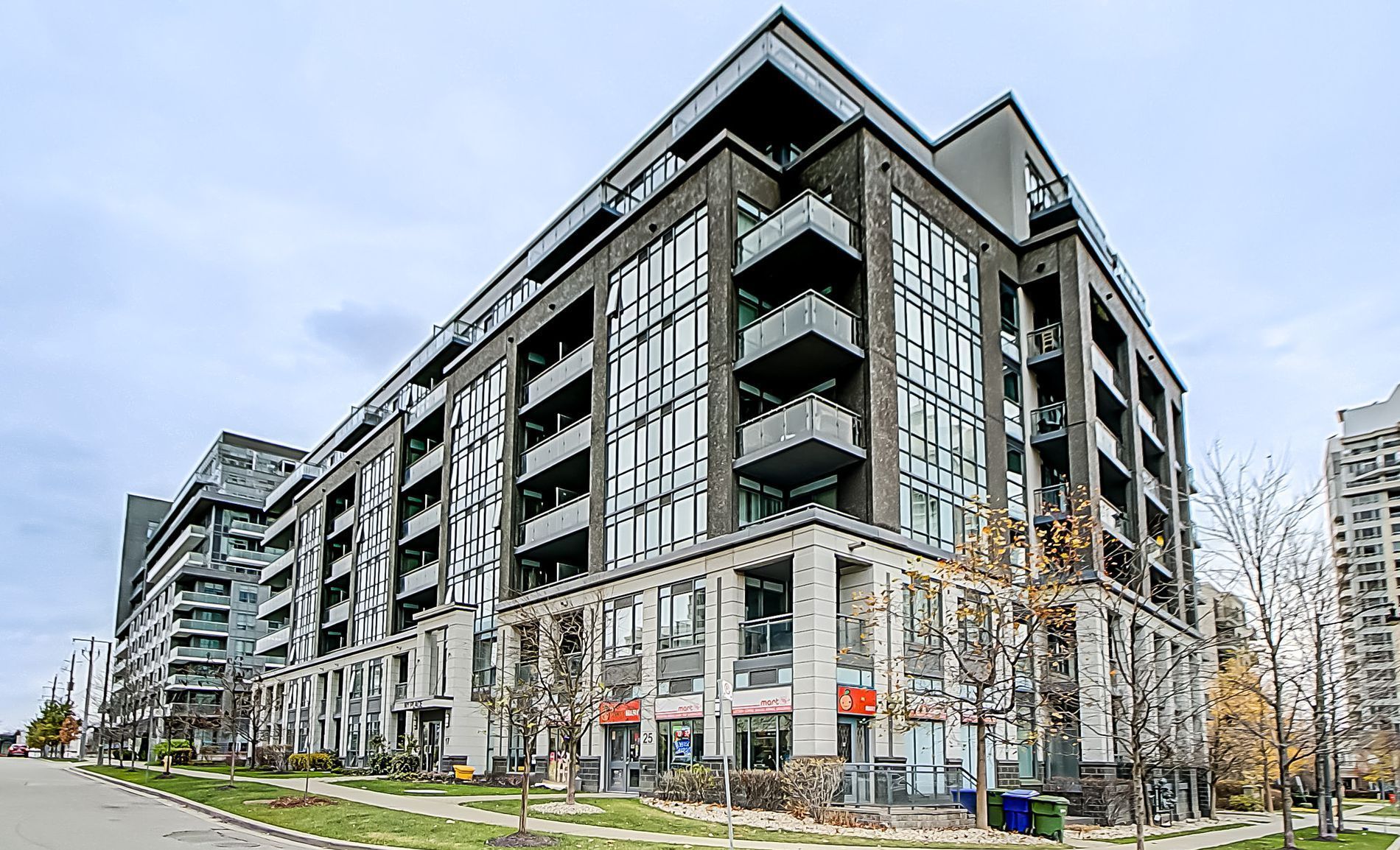 17 Kenaston Gardens 605, Toronto, On M2k 0b9