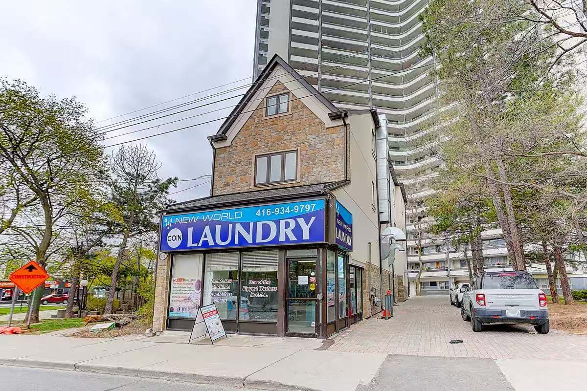 600 Parliament Street, Toronto, On M4x 1r2