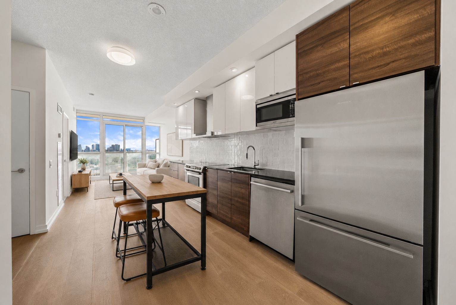 121 Mcmahon Drive 3102, Toronto, On M2k 0c2