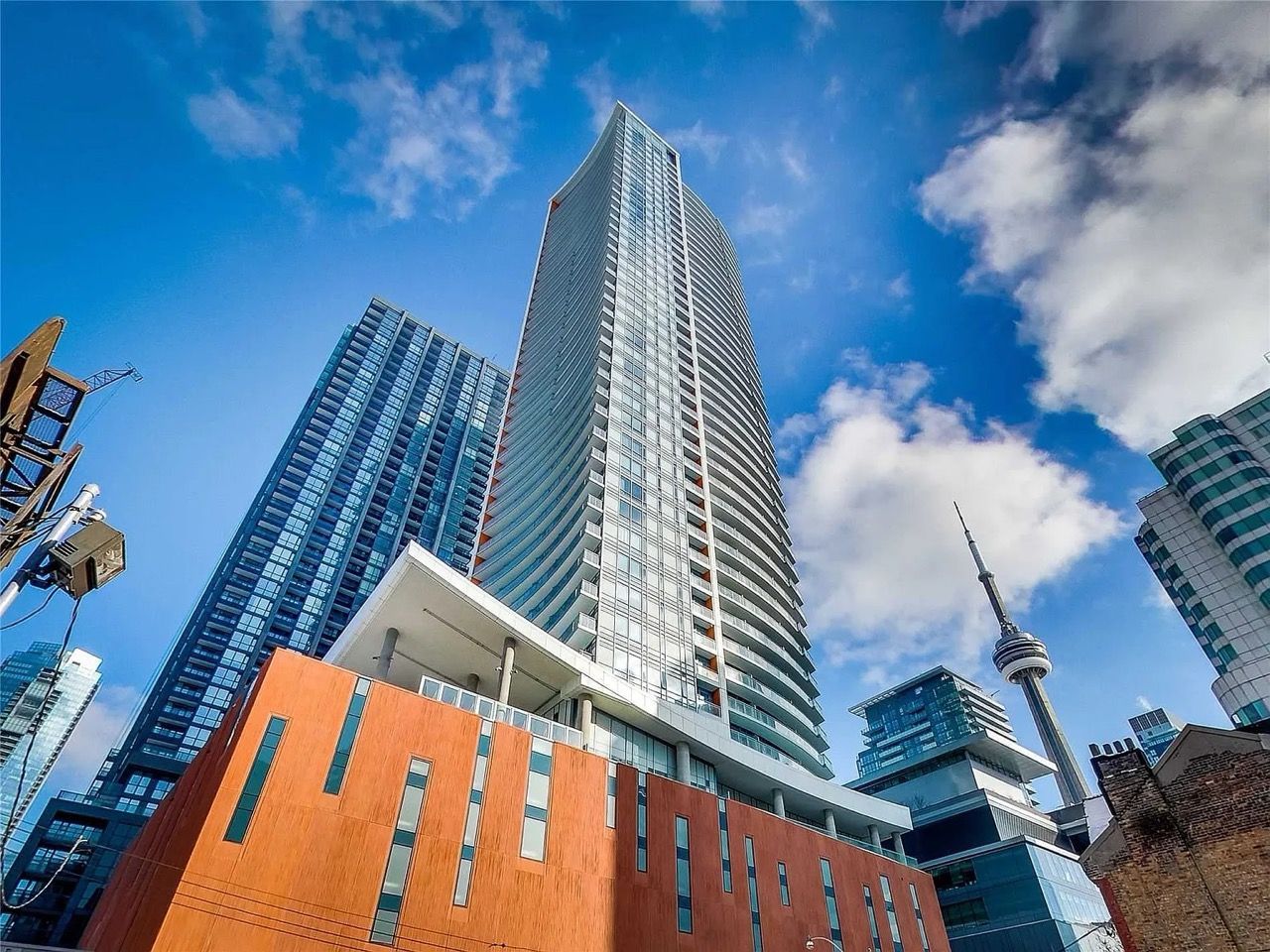 21 Widmer Street 2912, Toronto, On M5v 0b8