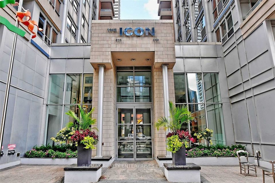 250 Wellington Street W 1435, Toronto, On M5v 3p6