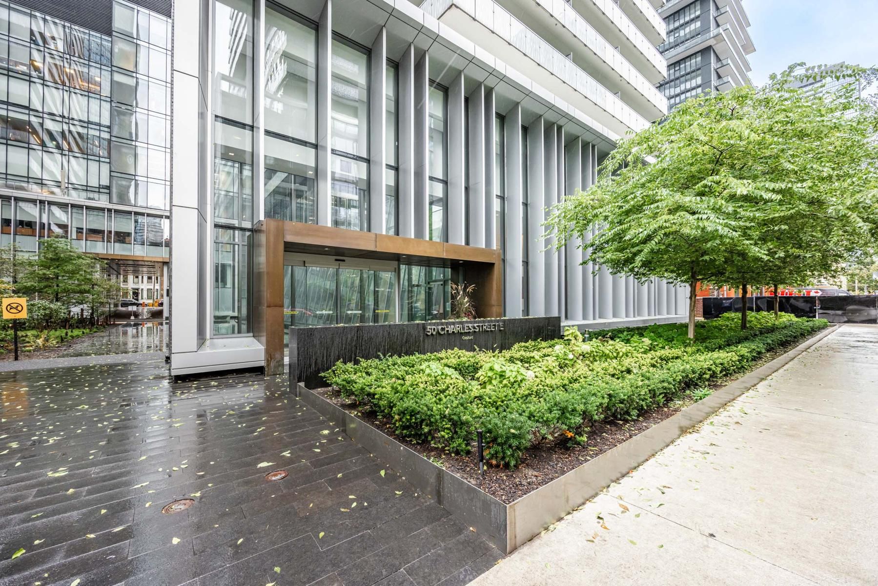 50 Charles Street E 2305, Toronto, On M4y 0c3