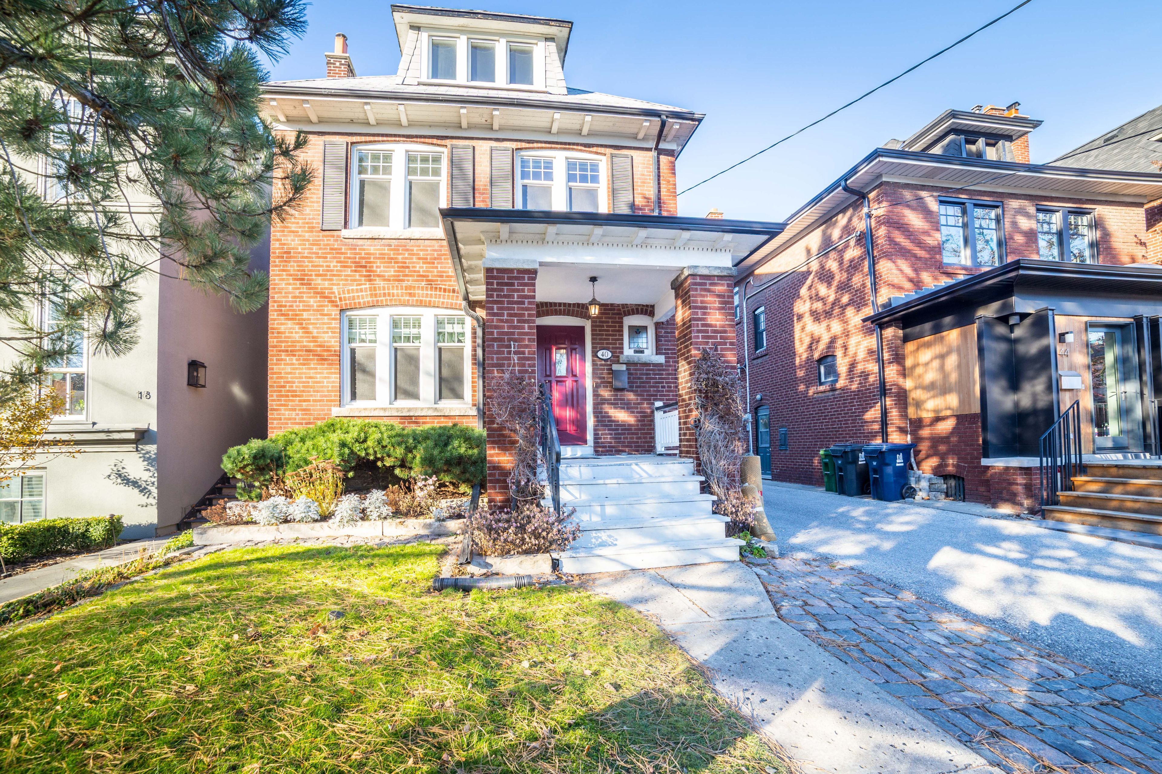 40 Snowdon Avenue, Toronto, On M4n 2a6