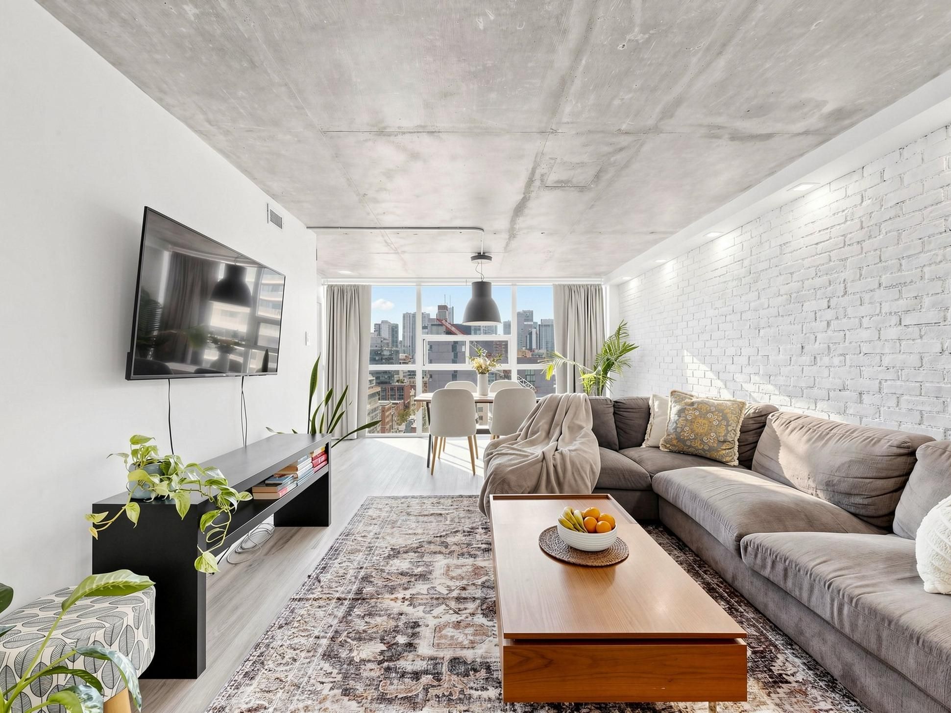 705 King Street W 1603, Toronto, On M5v 2w8