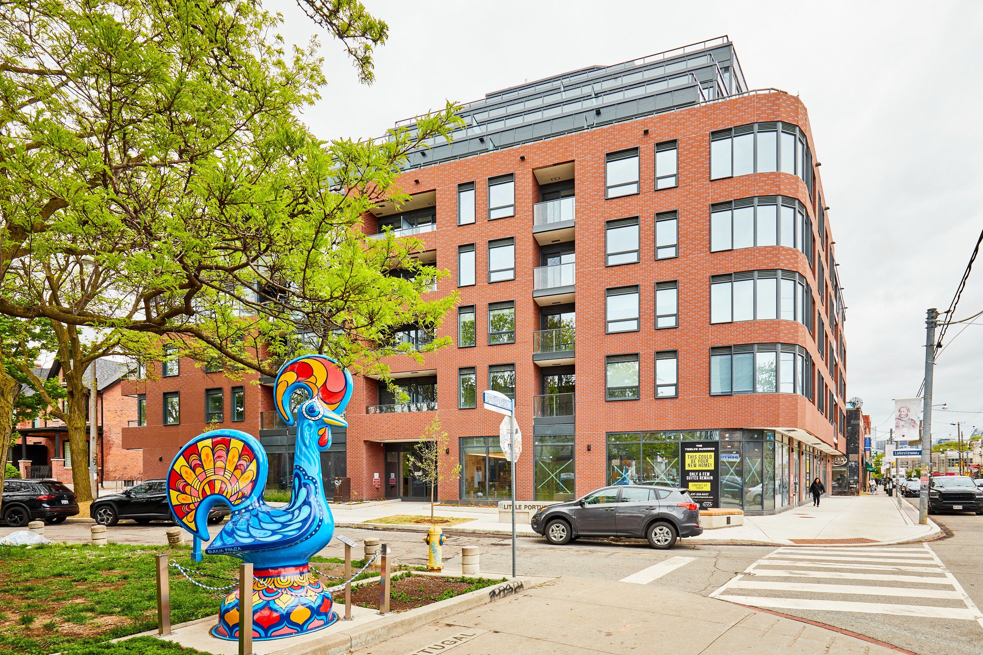 5 Lakeview Avenue 520, Toronto, On M6j 0h3