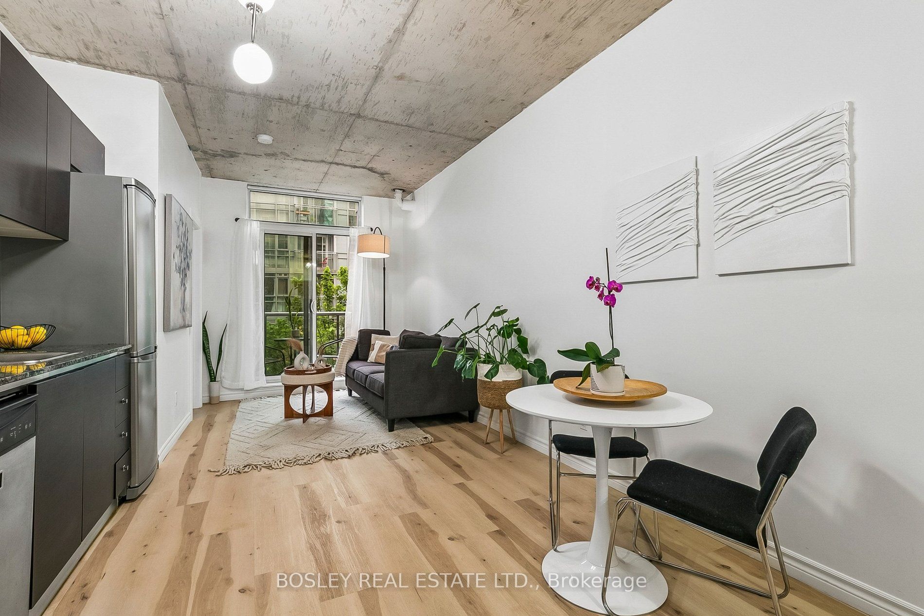 150 Sudbury Street 506, Toronto, On M6j 3s8