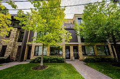 7a Sylvan Avenue, Toronto, On M6h 0c4