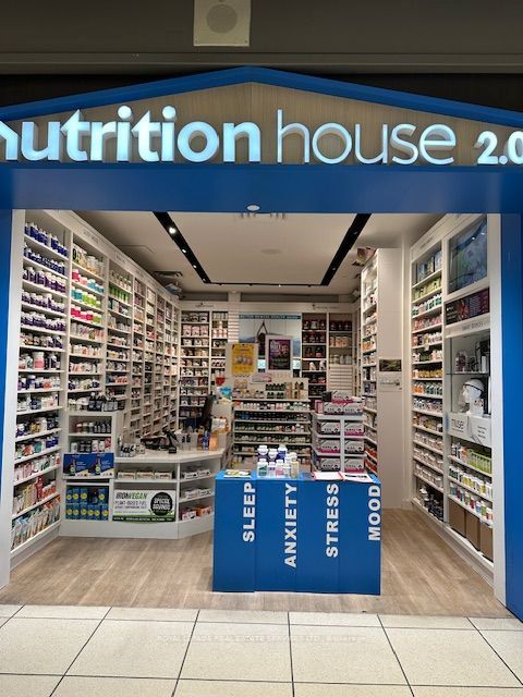 1 Dundas Street E D103, Toronto, On M5b 2h6