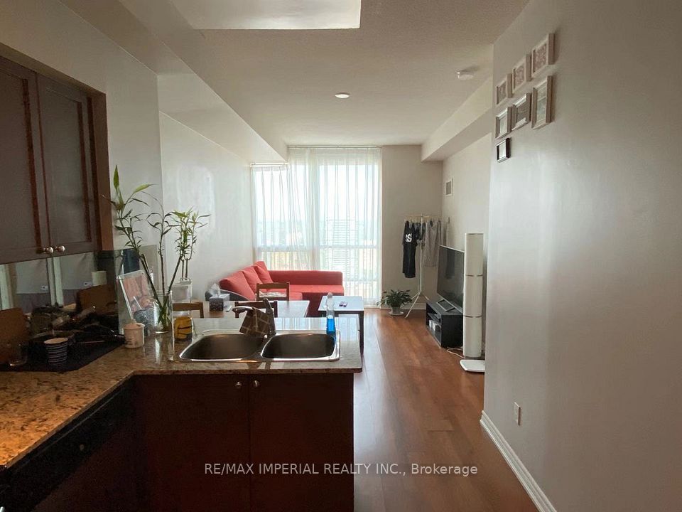 761 Bay Street 3304, Toronto, On M5g 2r2