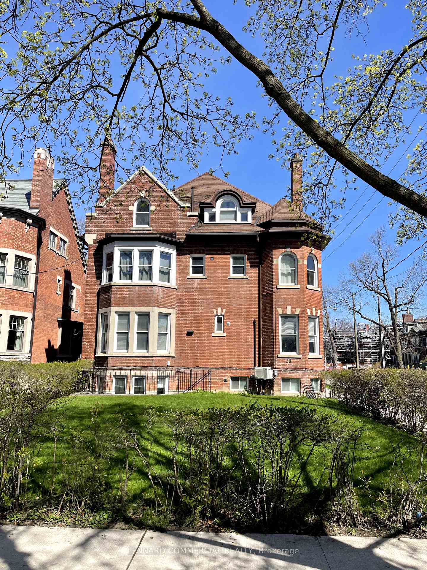 26 Elm Avenue 4, Toronto, On M4w 1n3