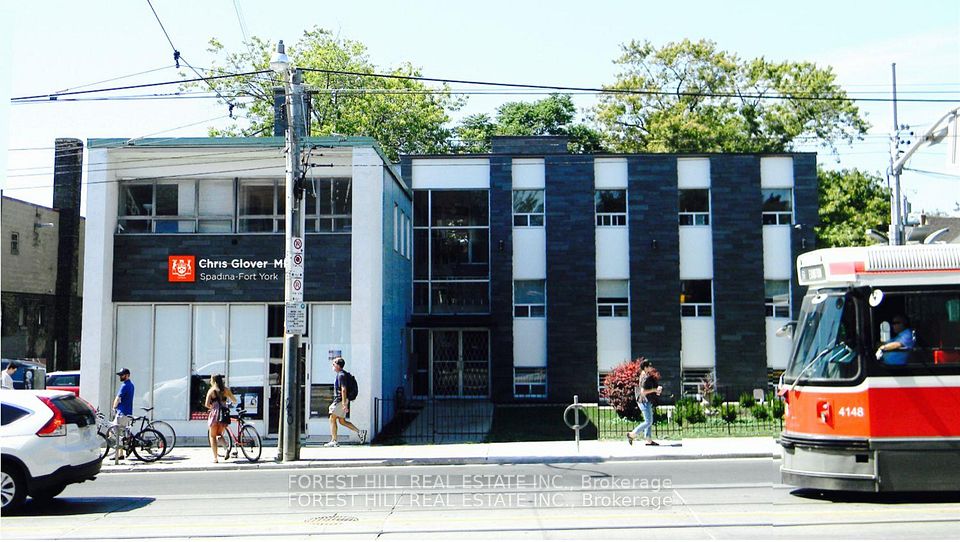 226 Bathurst Street 200, Toronto, On M5t 2r9