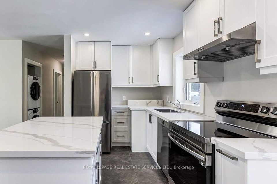 158 Finch Avenue E Main Floor, Toronto, On M2n 4r9