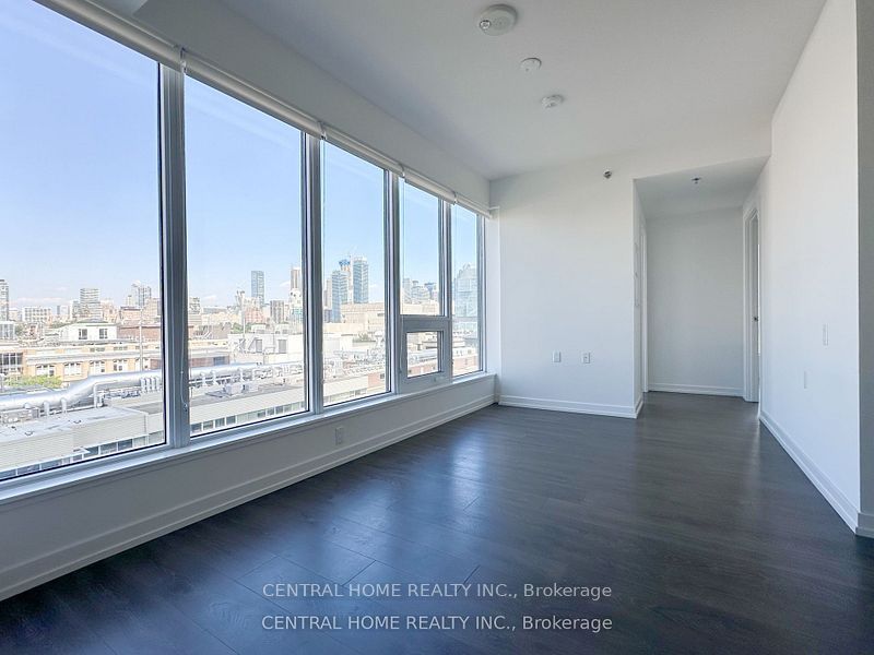 203 College Street 806, Toronto, On M5t 1p9