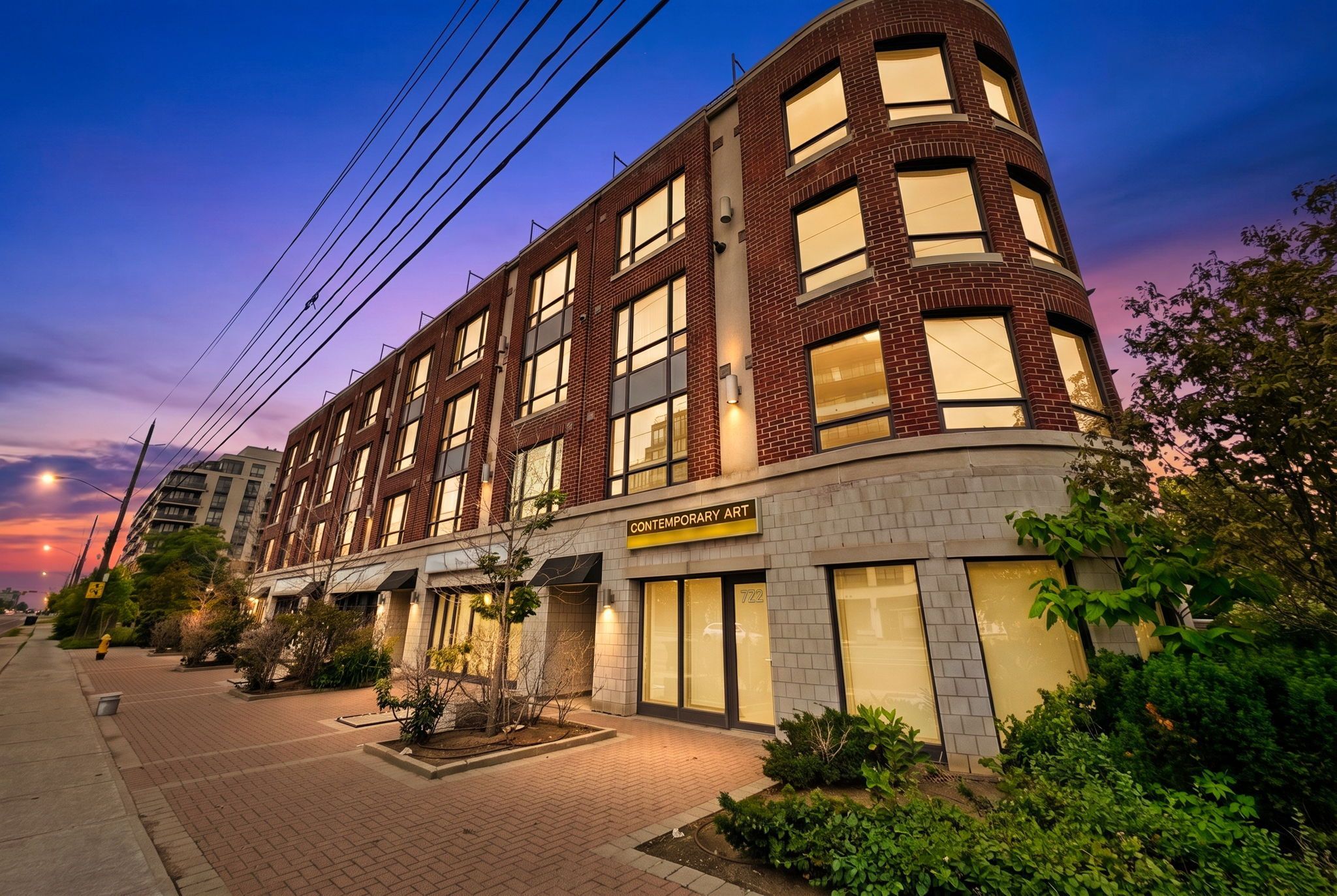 2 Maxwell Street 201, Toronto, On M3h 2s8