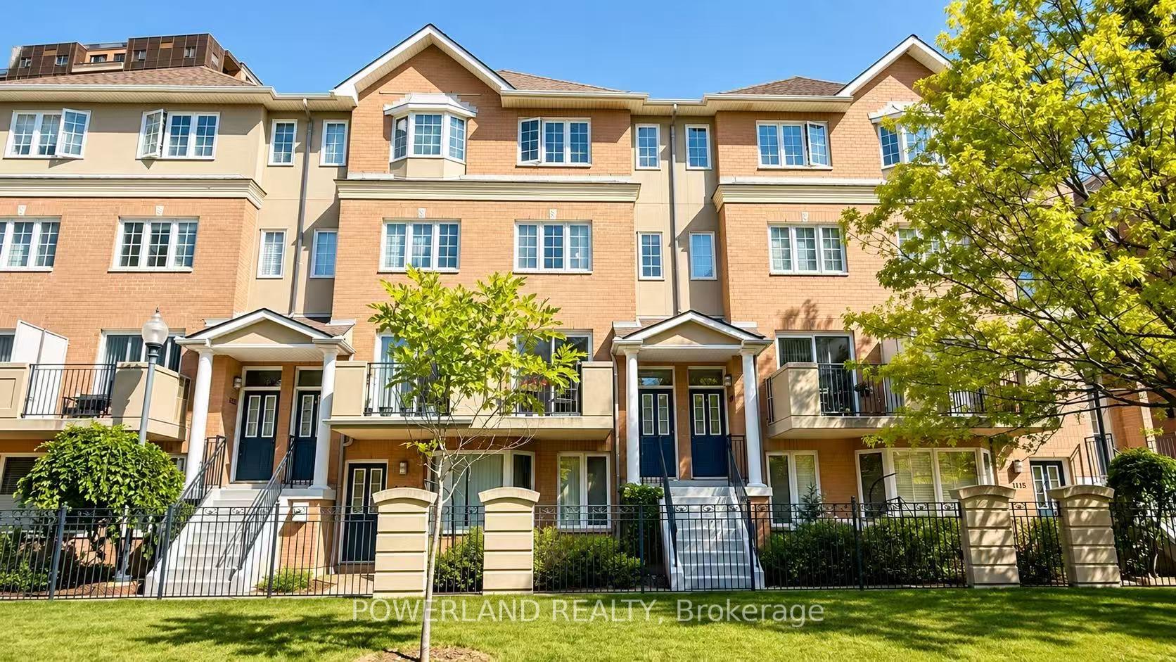 28 Sommerset Way 1120, Toronto, On M2n 6w7