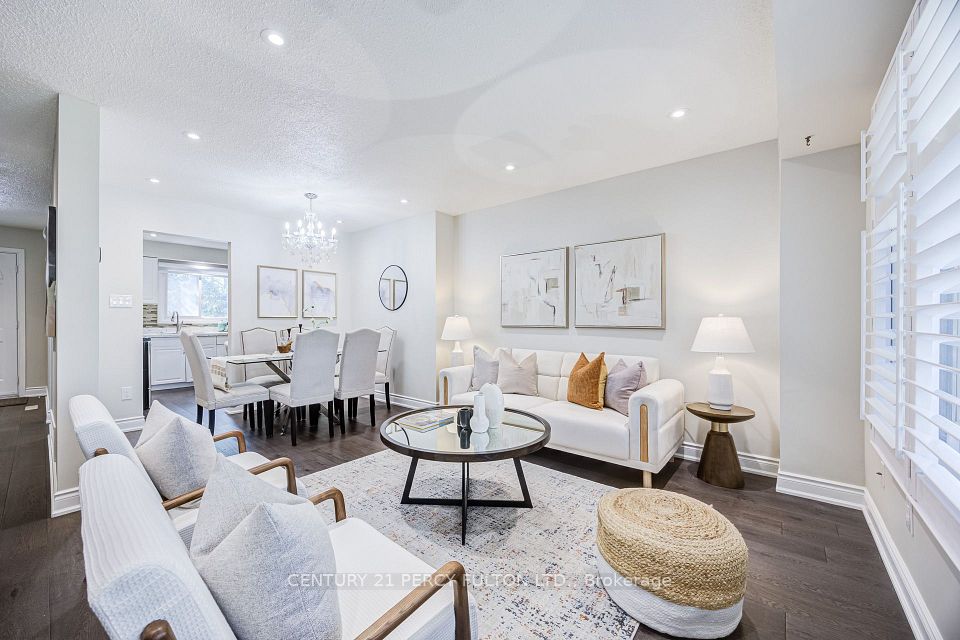 87 Crab Apple Way, Toronto, On M3a 3n2