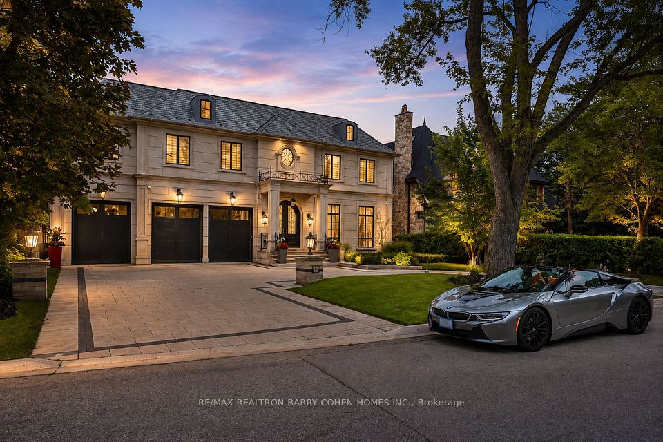 39 Arjay Crescent, Toronto, On M2l 1c6