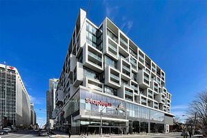 8 Hillsdale Avenue E 1540, Toronto, On M4s 1t5