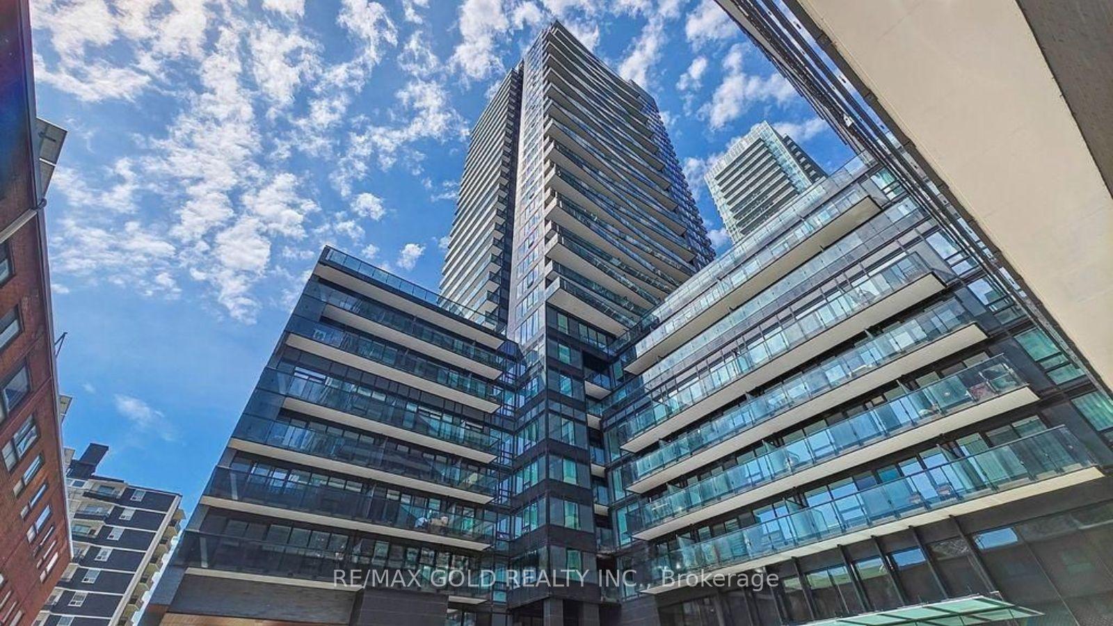 127 Broadway Avenue 1011, Toronto, On M4p 1v4