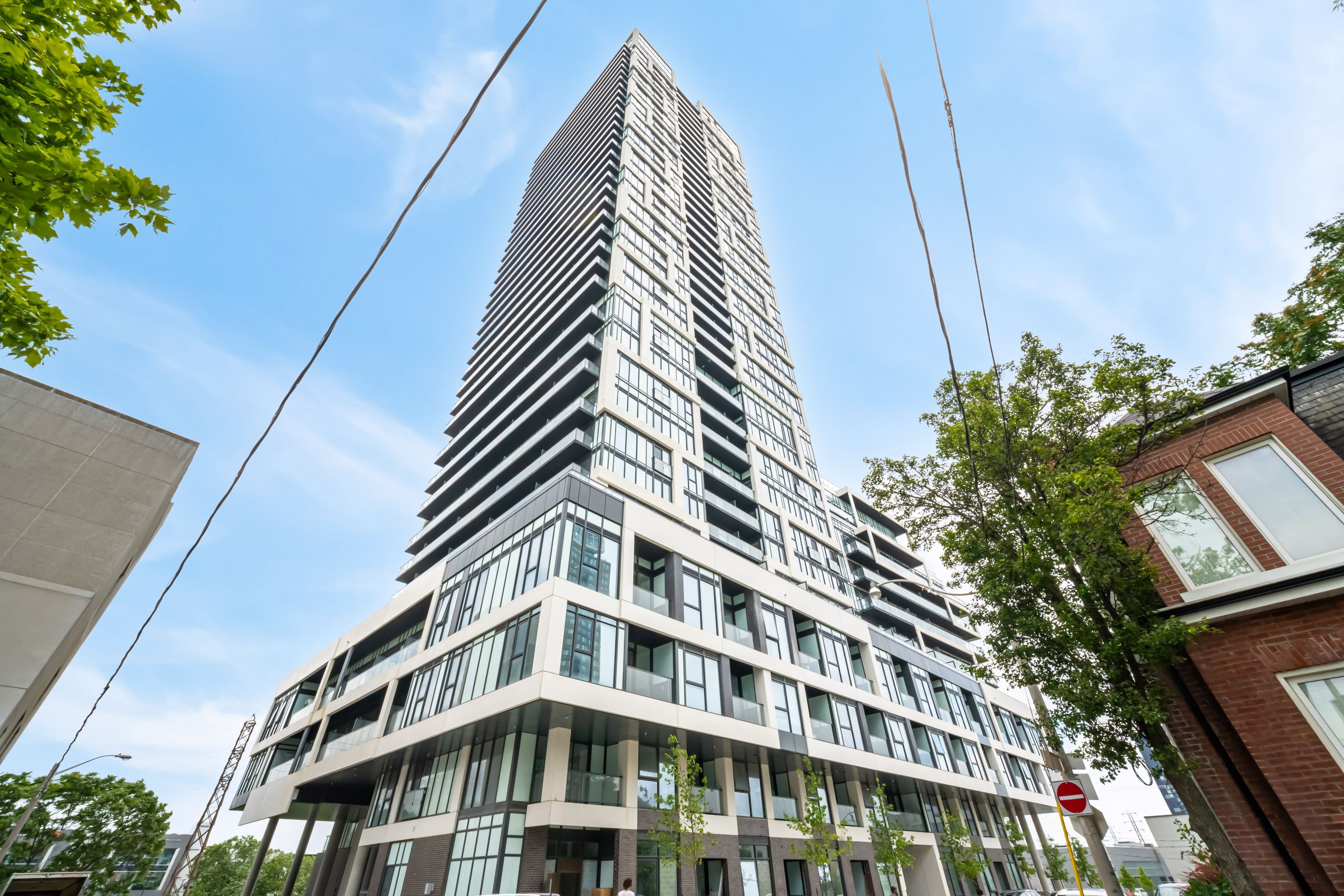 5 Defries Street 2208, Toronto, On M5a 0w7