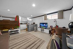 386 Ellerslie Avenue Bsmnt A, Toronto, On M2r 1b9