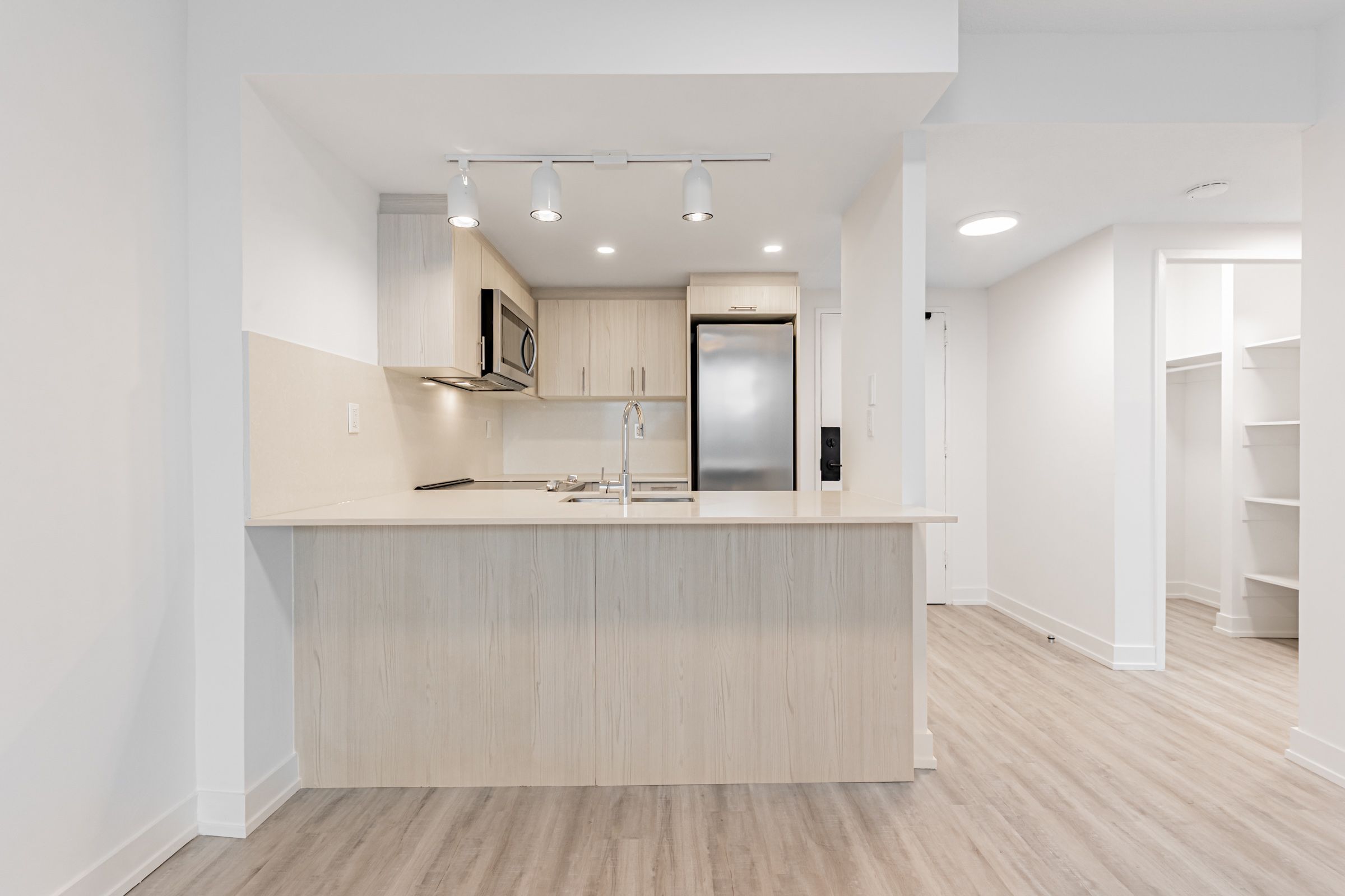 191 Sherbourne Street 117, Toronto, On M5a 3x1